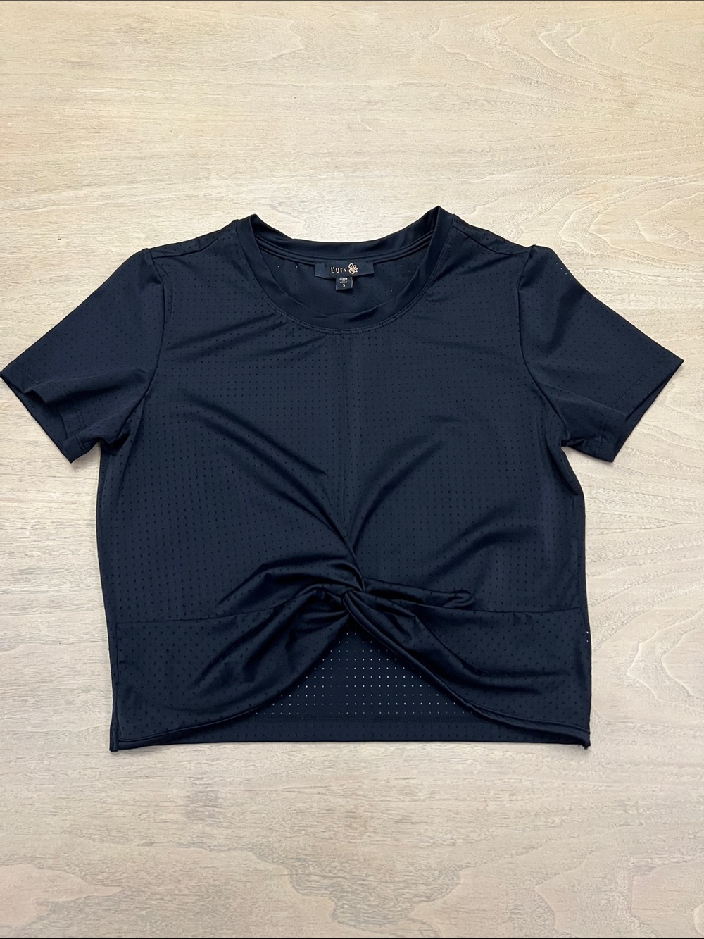 L’ urv Black Short-Sleeve Twist-Front Crop Tee